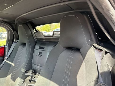 Used 2021 MAZDA MX-5 Miata Club image 17