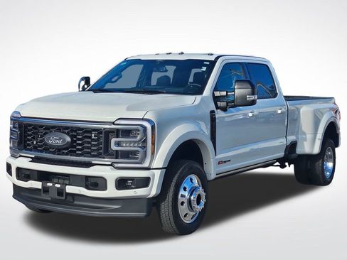 New 2026 Ford F450 Platinum w/ FX4 Off-Road Package image 2