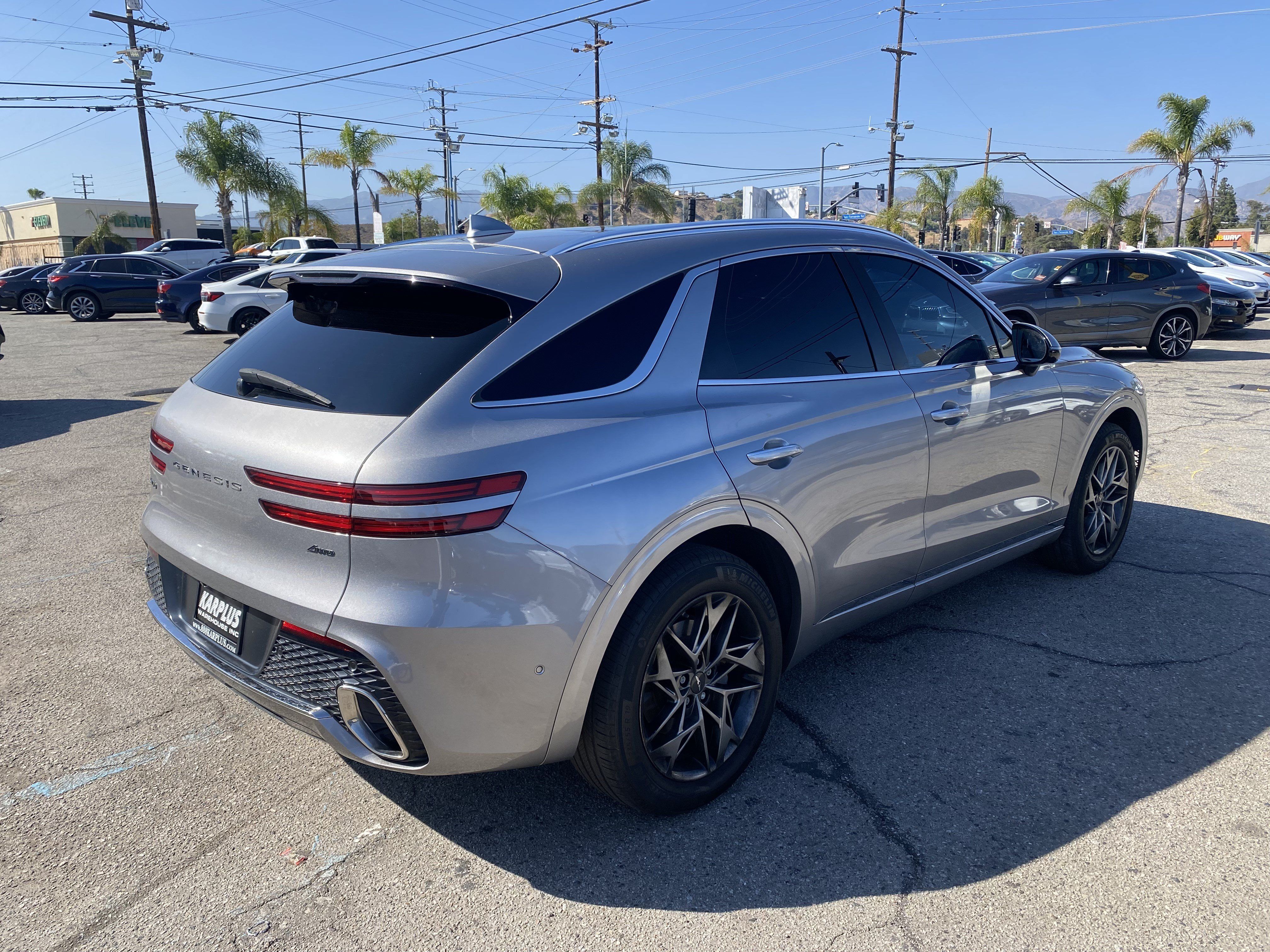 Used 2022 Genesis GV70 2.5T w/ Advanced Package AWD/4WD image 8