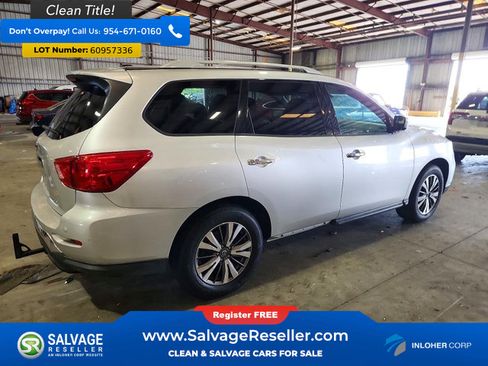 Used 2017 Nissan Pathfinder SV FWD image 4