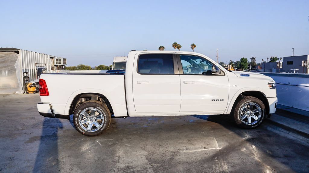 New 2026 RAM 1500 Big Horn AWD/4WD image 13