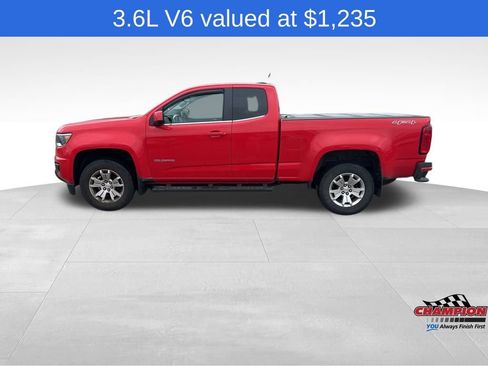 Used 2016 Chevrolet Colorado LT AWD/4WD image 2