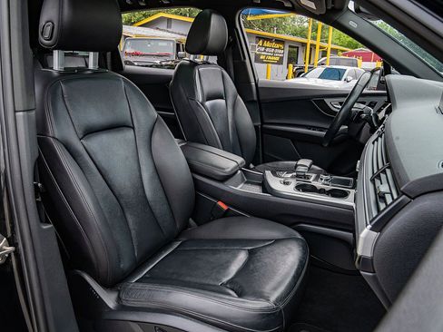 Used 2019 Audi Q7 2.0T Premium w/ Convenience Package AWD/4WD image 21