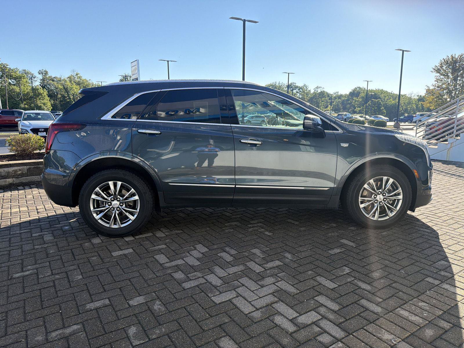 Used 2021 Cadillac XT5 Premium Luxury AWD/4WD image 6