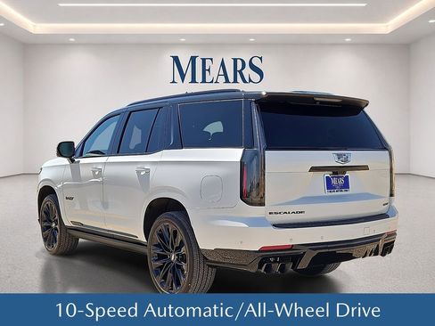 Used 2025 Cadillac Escalade V w/ LPO, ONYX Package AWD/4WD image 4