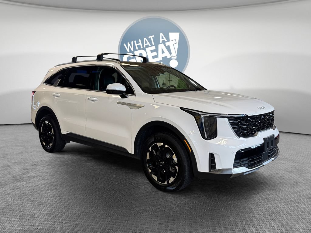 Certified 2024 Kia Sorento S w/ Panoramic Sunroof Package AWD/4WD image 1