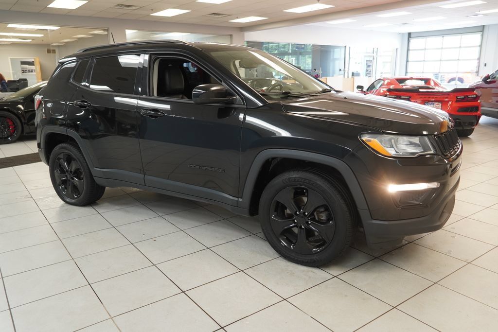 Used 2018 Jeep Compass Latitude w/ Popular Equipment Group AWD/4WD image 13