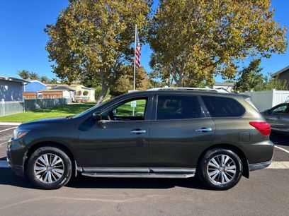 Used 2017 Nissan Pathfinder S