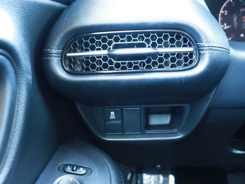 Used 2024 Honda HR-V EX-L image 23