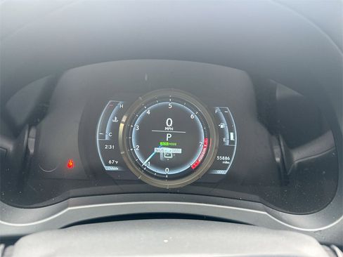 Used 2019 Lexus IS 300 AWD image 21