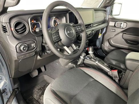 New 2025 Jeep Wrangler Unlimited Rubicon image 2