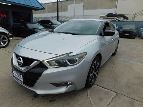 Used 2017 Nissan Maxima 3.5 S image 3