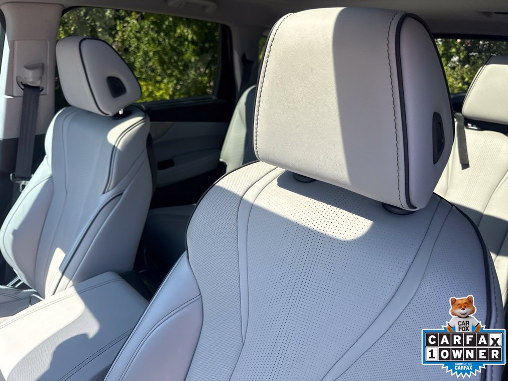 Certified 2024 Acura MDX w/ Advance Package AWD/4WD image 13