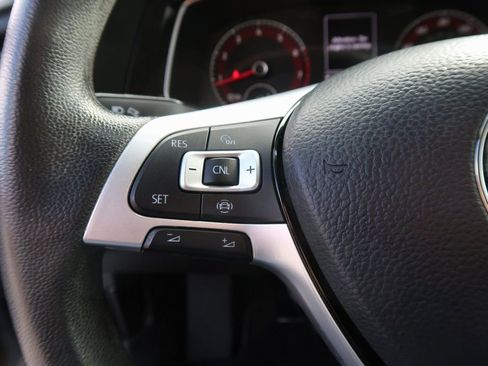 Used 2019 Volkswagen Jetta S image 17