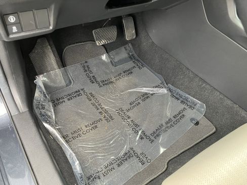 Certified 2024 Honda Civic EX-L image 17