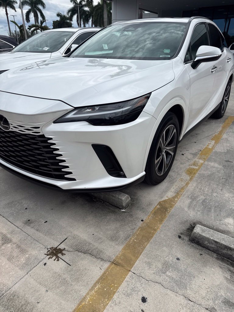 Used 2024 Lexus RX 350h w/ Cold Area Package AWD/4WD image 5
