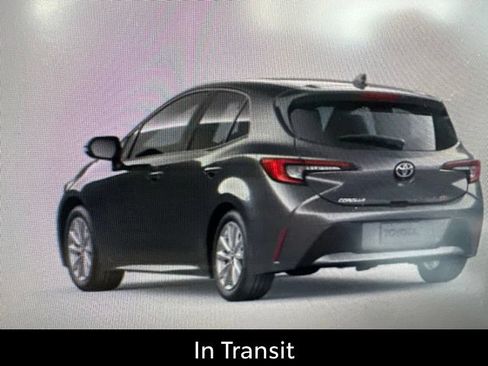 Used 2026 Toyota Corolla SE FWD image 5