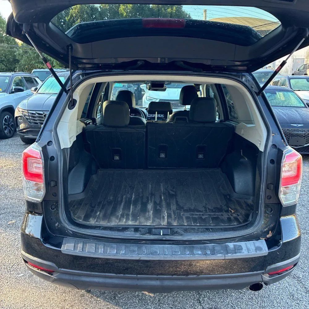 Used 2017 Subaru Forester 2.5i Limited AWD/4WD image 32