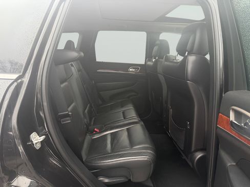 Used 2012 Jeep Grand Cherokee Limited w/ Luxury Group II image 14