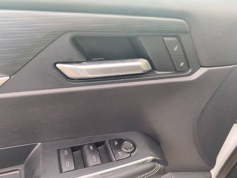Used 2025 GMC Acadia Elevation FWD image 20