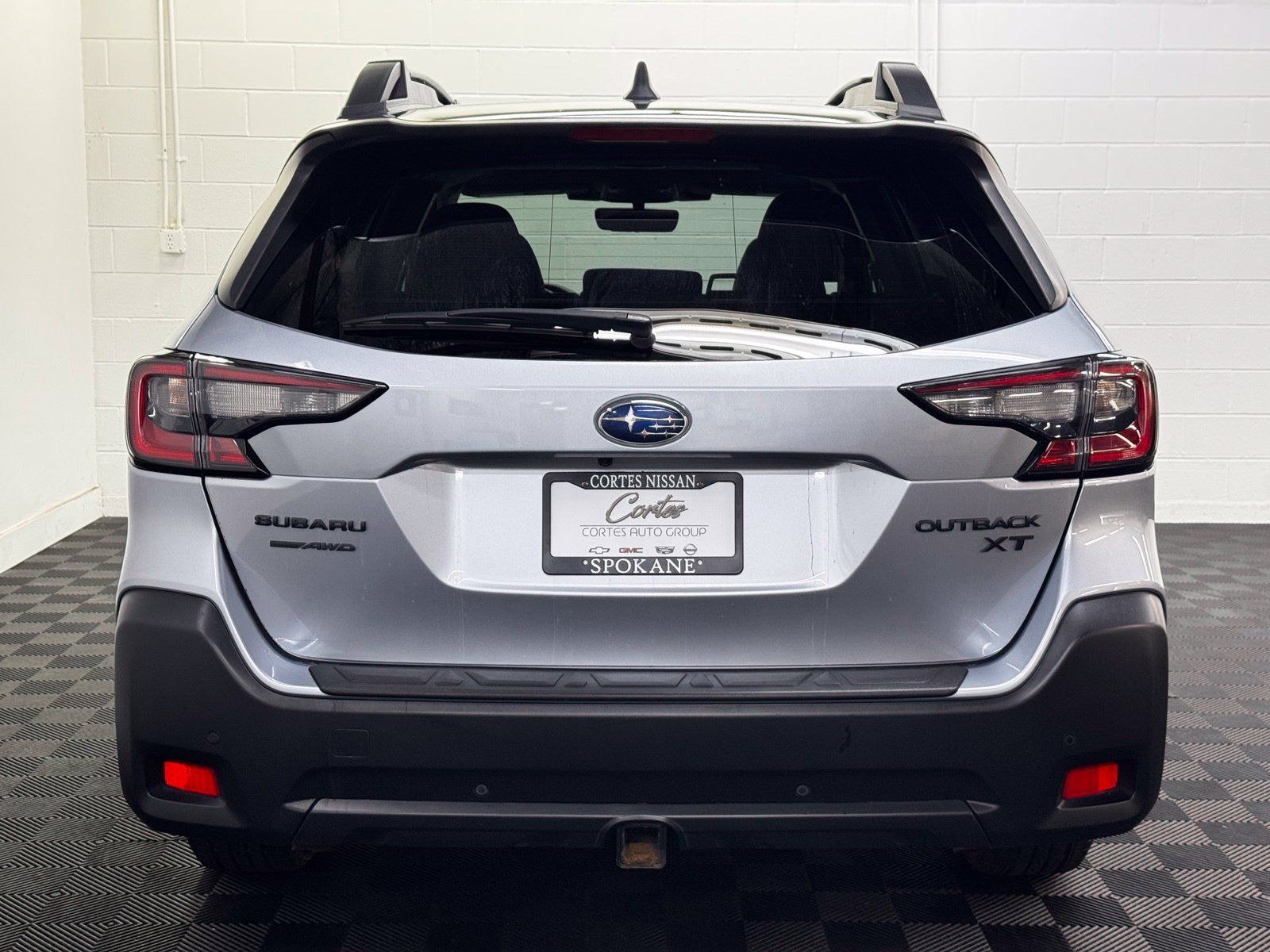 Used 2023 Subaru Outback Onyx Edition XT AWD/4WD image 6