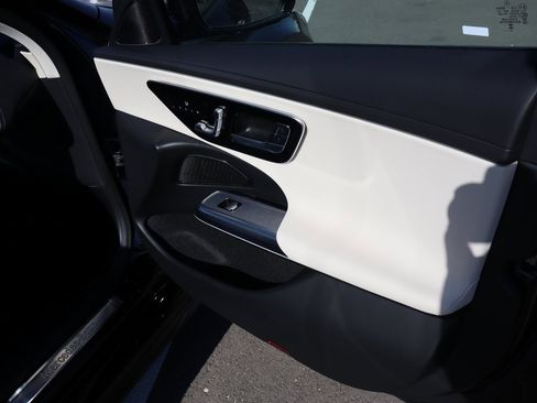 New 2026 Mercedes-Benz E 350 4MATIC Sedan image 13