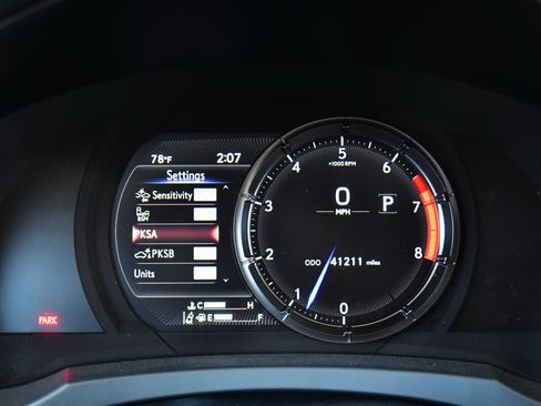 Used 2022 Lexus IS 350 F Sport w/ Navigation Package RWD image 31