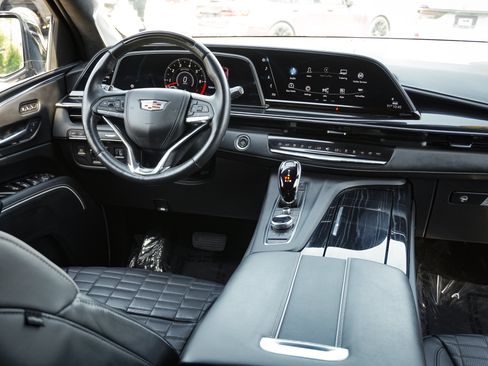 Used 2023 Cadillac Escalade V w/ LPO, ONYX Package AWD/4WD image 30