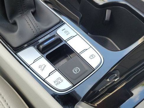 Certified 2025 Hyundai Tucson SEL FWD image 30