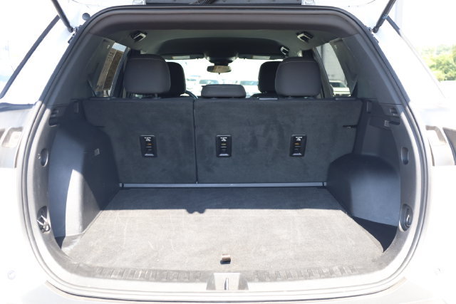 Used 2025 Chevrolet Equinox LT FWD image 26