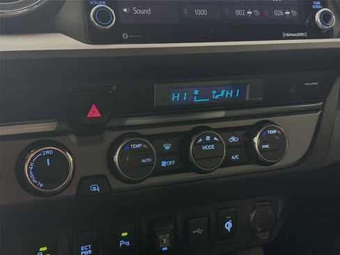 Used 2023 Toyota Tacoma TRD Off-Road w/ Technology Package image 23