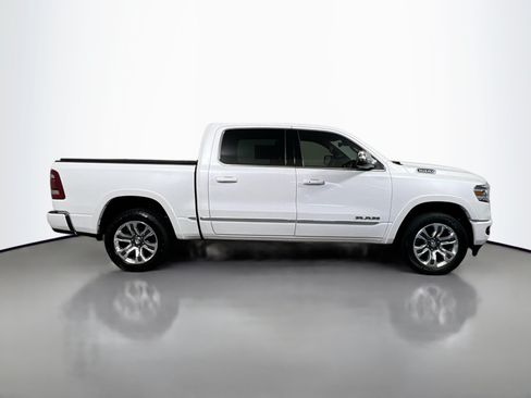 Used 2023 RAM 1500 Limited w/ Body Color Bumper Group AWD/4WD image 3
