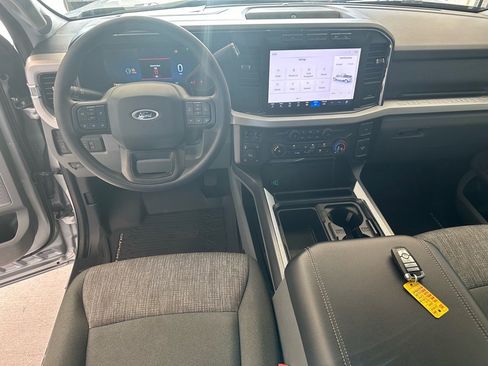 Certified 2024 Ford F250 XLT w/ XLT Premium Package image 31