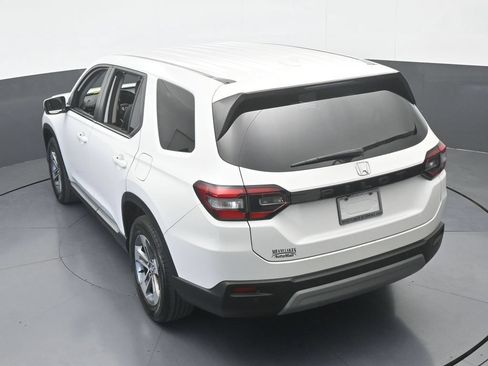 Used 2025 Honda Pilot EX-L image 53