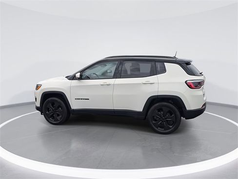 Used 2020 Jeep Compass Latitude image 6