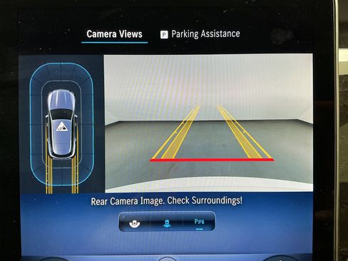 Used 2024 Mercedes-Benz GLC 300 4MATIC image 7