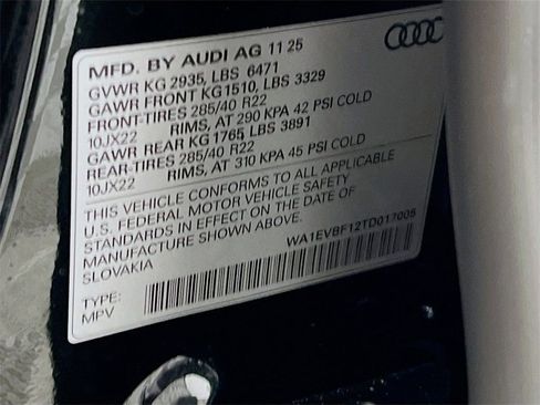 New 2026 Audi Q8 Premium Plus image 32