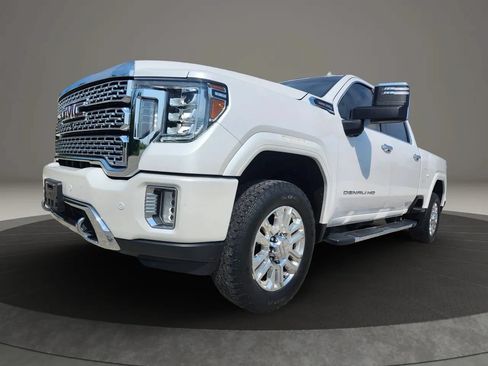 Used 2021 GMC Sierra 3500 Denali w/ Denali Ultimate Package AWD/4WD image 3