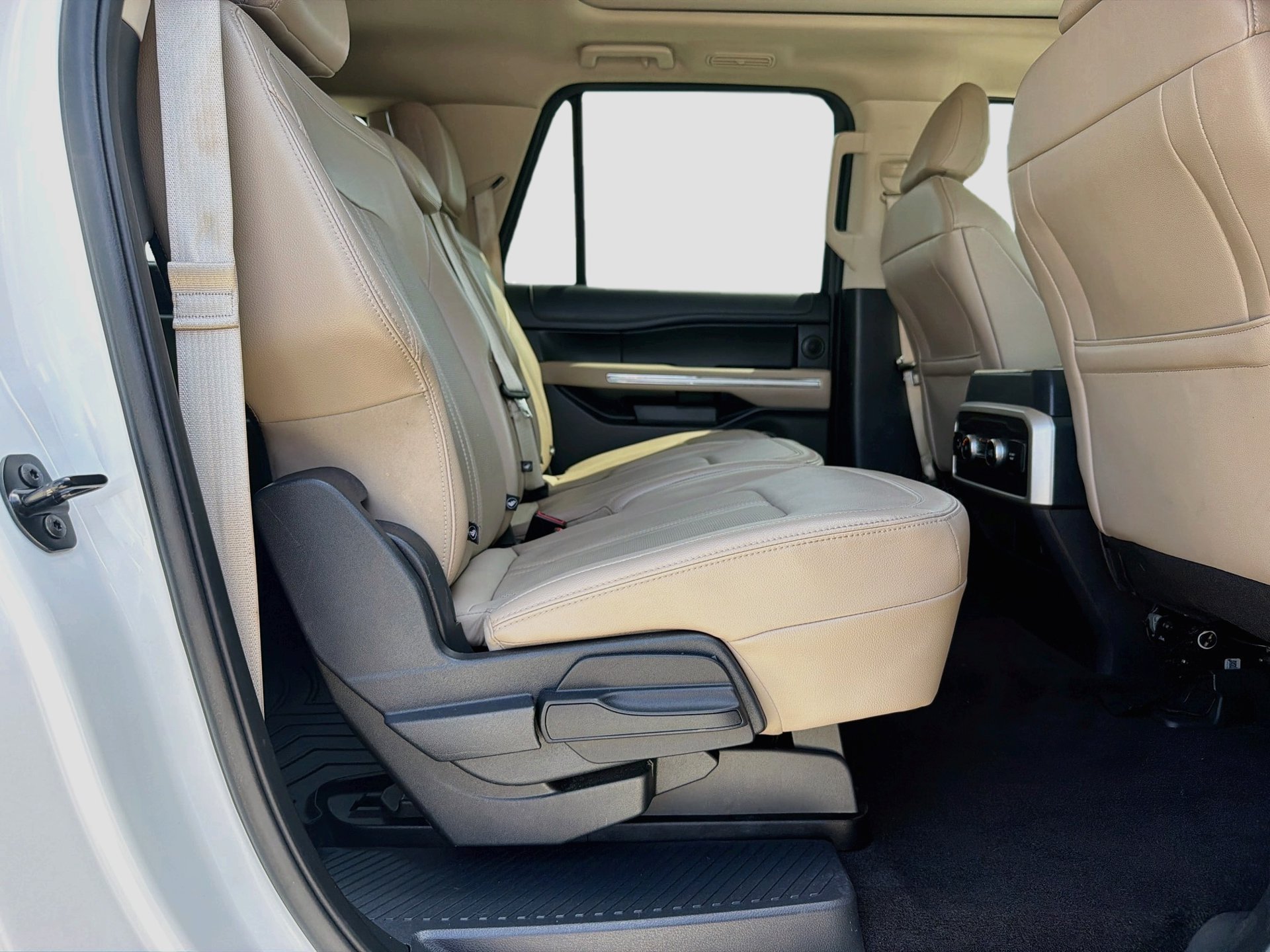 Used 2023 Ford Expedition Max Limited RWD image 33