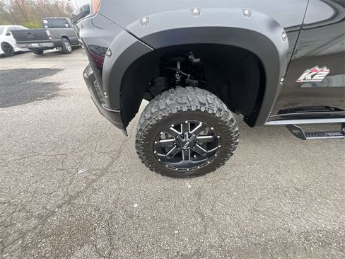 Used 2019 Chevrolet Silverado 1500 RST w/ All-Star Edition image 10