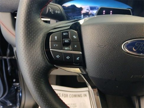 Used 2025 Ford Explorer ST-Line w/ ST-Line Street Pack image 22