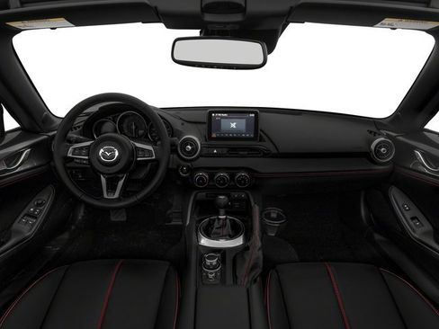 Used 2017 MAZDA MX-5 Miata Grand Touring RWD image 11