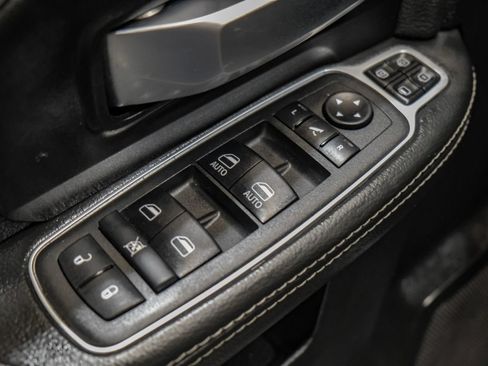 Used 2024 RAM 3500 Big Horn w/ Night Edition AWD/4WD image 43