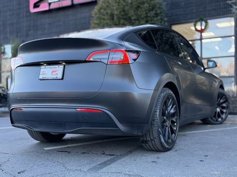 Used 2020 Tesla Model Y Long Range image 13