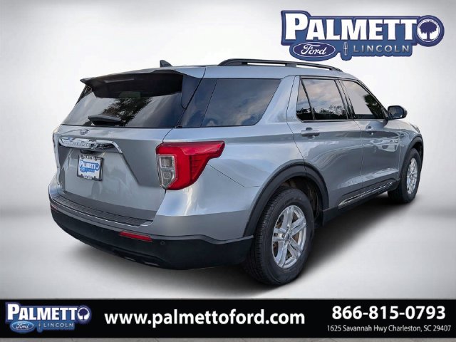 Used 2023 Ford Explorer XLT RWD image 3