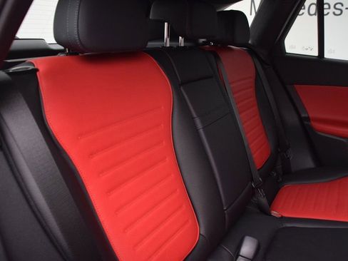 New 2026 Mercedes-Benz GLC 300 image 17