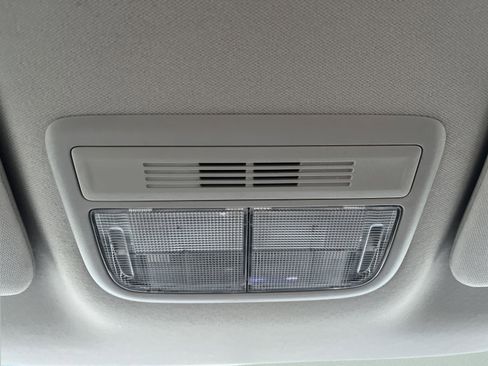 Used 2022 Honda HR-V LX image 20