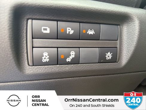 New 2025 Nissan Kicks Play S FWD image 14
