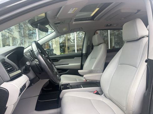 Used 2019 Honda Odyssey EX-L image 6