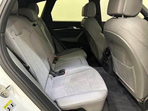 Used 2022 Audi SQ5 Premium Plus image 32